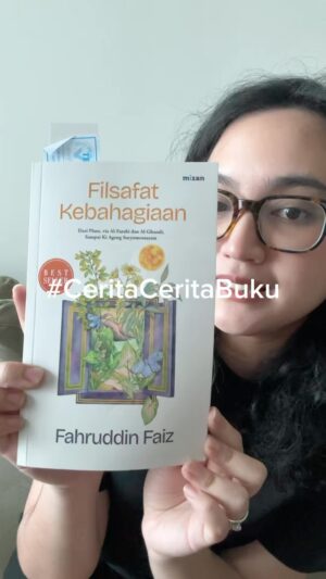 Rachel Amanda Instagram - It’s been a while since the last time I uploaded #CeritaCeritaBuku 😆 Mumpung ingat dan baru aja nyelesain bukunya Pak Faiz inii, jadi pengen share ke temen-temen, siapa tau lagi ada yang mempertanyakan kebahagiaan juga hehe enjoy! 🫶🏻📚