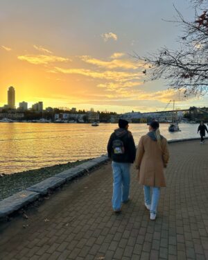 Rachel Ballinger Instagram - Vancouver 🥰