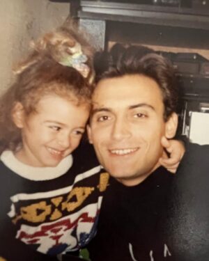 Rachel Legrain-Trapani Instagram - Joyeux anniversaire à mon papou adoré ❤️
Merci d’être toujours là pour moi, pour nous 🙏🏼 ♾️