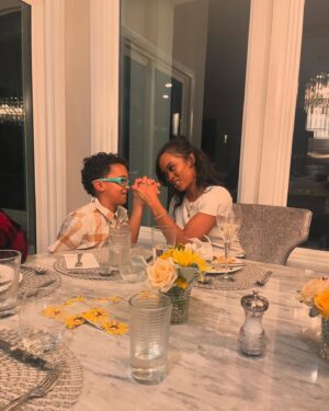 Rachel Lindsay Instagram - So much to be thankful for 🤎