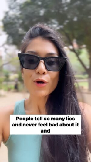 Radhika Bose Instagram - Seriously how ?! 
@yogasini 
#yogasini
.
.
.
.
#reelkarofeelkaro #relatable #peoplewatching #lifequotes #truthbetold