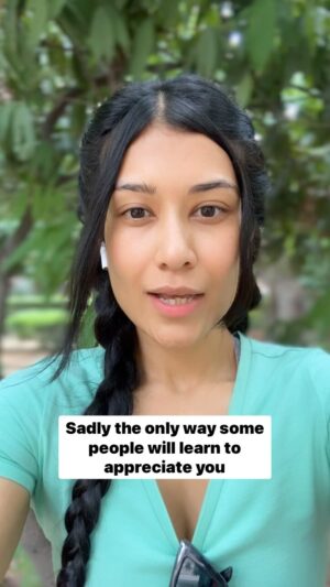 Radhika Bose Instagram - Is it true ? 
@yogasini 
#yogasini 
.
.
.
.
#relationships #relatable #truthbetold #relationshipquotes #reelitfeelit #reallovequotes