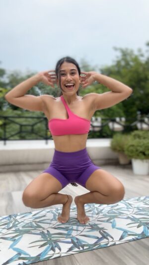 Radhika Bose Instagram - This video will transform your life ! Watch it till the end to get all the benefit 
☺️☺️☺️
@yogasini 
#yogasini 
.
.
.
.
#realtalk #reelkarofeelkaro #fitnesstips #fitnesstransformation #bodytransformation
