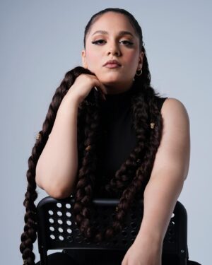 Rahma Ahmed Farag Instagram - Latest photo shoot with the amazing team ❤️ 

Photographer @7manss 
Stylist @sarahbahaaofficial 
Hair by @rawansalman_hairstylist 
Makeup by @amrzakariaofficiall
Nails by @christinasamynails