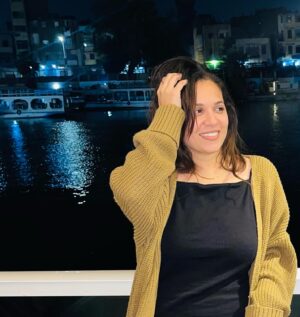 Rahma Ahmed Farag Instagram - Old is GOLD ❤️❤️❤️🍀🍀🍀😘😘😘 b7bko awe ❤️❤️