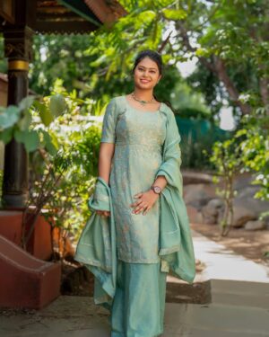 Ramya Behara Instagram - 💚

Outfit : @ishafashionhouse 
Styling : @i_stylyou 
Jewellery : @aneethaass_jewellery 
Clicks : @yes_myclicks