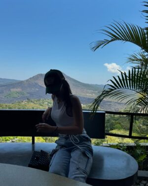 Ranty Maria Instagram - 🤍☀️⛰️