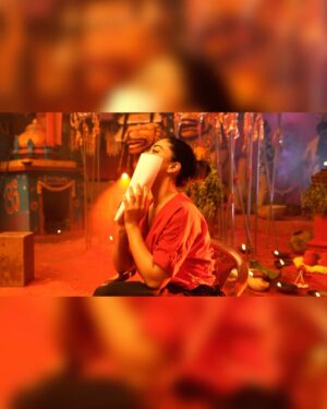 Rashmika Mandanna Instagram - It’s been quite some time since ive been in the skin of Srivalli. 
And today, seeing all of you embrace what she stands for, fights for, and believes in, feels surreal.❤❤
 It’s like you’re experiencing Pushpa through Srivalli’s eyes, and that fills me with so much joy. 🌸

Portraying Srivalli the way you’ve loved her has been so special to me.❤ 
 She has become my second identity, someone I am incredibly proud of. Srivalli has shaped my journey, bringing me to where I am today, and for that, I owe my everything to @aryasukku sir - he is a genius that has made all of this possible. 

Srivalli wouldn’t exist without Pushpa. She is who she is because of Pushpa, and for that, I thank @alluarjunonline sir from the bottom of my heart. Always. 

To me, Srivalli isn’t just a character; she feels real, someone I will always hold close to my heart. Forever grateful for her. 

Srivalli Pushparaj Moletti❤
#RM20