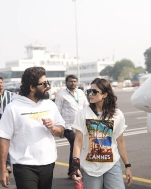 Rashmika Mandanna Instagram - Pushpa 2 is releasing tomorrow and right now I am overwhelmed with emotions.. 

It’s fascinating to see myself be so affected and so personally connected with this team and for a film.. never before have I ever let a film influence my emotions and today on the eve of the release I am feeling emotions I’ve never felt for a film before. ❤️

Hmm.. where do I begin.. Pushpa started in 2021 but for me it started waaaay before that in covid times.. I remember the team coming to my house to train me for the chitoor slang to walking on the sets of Pushpa on day 1 the release of Pushpa 1 and then starting of Pushpa 2 shooting for Pushpa 2 for sooooo long.. everyday for the last 5 years talking about Pushpa.. 

Sukku sir.. from the point of not knowing how to talk to him to the point where I am so so emotionally connected to him.. ❤️
Allu Arjun sir.. from I point of being so scared of sir to even talk to sir to searching for him in our crowded set to ask if the shot was ok.. ❤️‍🔥
Kuba sir the man of few words but the man when he smiles you know that, that shoot is freaking amazing!! 
Mythri movie makers my home production from the point of fighting for dates to the last day of fighting for dates 🤣🤣haha.. 
Fahadh sir I got to work with you for 2 days and I’ve heard you’ve created absolute magic..on my way to watch it right now 
I love mythri.. they are the best! ❤️
These people mean so much to me! SO MUCH TO ME!
I am so proud of us! I am so proud of how we started to how we are today! 
Team Pushpa !! I love you! I love how hard we’ve worked.. I love what we’ve created today and I love how in sync we all are! I love it! ❤️

Everyone works hard but success comes because of the people you surround yourself with. 
And Pushpa is the perfect example of it. ❤️