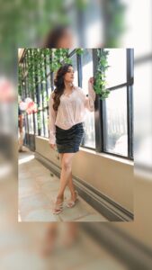 Actress Rati Pandey HD Photos and Wallpapers January 2025