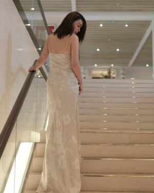 Rebecca Lim Instagram - A rare dress-up-for-date night 🤍 
@ralphlauren #ralphlauren

Thank you for dolling me up @shaunleelee 😚