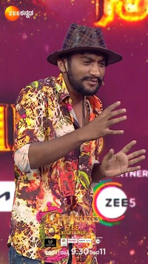 Reeshma Nanaiah Instagram - Uppi ಉತ್ಸವದಲ್ಲಿ ಕಾಮಿಡಿ ಕಿಕ್ ಕೊಟ್ಟ ಪ್ರಾಪರ್ಟಿ ಕಾಮಿಡಿ ಕಿಲಾಡಿ ಗಿಲ್ಲಿನಟ!
#ZeeEntertainers #UppiUtsava #UIonZeeKannada #ZKPro #ZeeOnTheGoReels #ZKReels #ZeeKannada #BayasidaBaagiluTegeyona