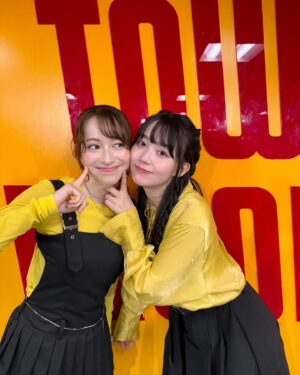 Reia Yonekura Instagram - 昨日はリリイベありがとうございました！！
髪型かわちい₍ᐢ‥ᐢ₎ 

今日もやっちゃいますよ~‪🫶🏻
- - - - - - - - - - - - - - - - - 
10/6(日)ヴィレッジヴァンガード渋谷本店
18:30~
- - - - - - - - - - - - - - - - - 

連続のライブは今日で最後です、、寂しい😿
遊びに来て欲しいな~！！！