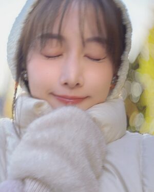 Rena Matsui Instagram - ⛄️✨
耳当てはお手製🧶
雪は降ってない❄️