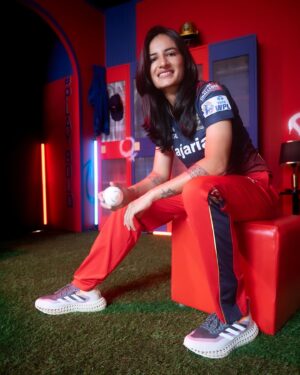 Renuka Singh Instagram - Red is my fav Color lately 😜❤️
#rcb