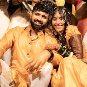 Reshma Shinde Instagram - अधूरी थी ज़रा सी मैं पूरी हो रही हूँ …♾️🧿❤️ 
#हळद #love #happy #grateful
@01brainiac