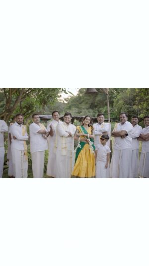 Reshma Shinde Instagram - माझी हळद💛
@01brainiac ♾️🧿
#happy #grateful #love

Photography- @a9ragphotography 
Makeup - @madhurikhese_makeupartist 
Bride & groom outfit - @upasanafashion 
Floral jewellery- @floral_jewellery_by_jyoti
Beautiful location @thearyavartescape 

.
🧿🧿🧿
