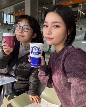 Rin Takahashi Instagram - 愛ちゃんとプライベートで #大井競馬場 へ🐴✨
身近でパドックみたり、ゴール前で迫力満点のレースをみたりゆっくり楽しめて最高でした！
結果は残念でしたが、お天気も良く2人で燃えて白熱して楽しすぎました🤭❤️‍🔥
また行こうね🐴✨

私が大会に向けて食事制限中なので、愛ちゃんが愛情たっぷりのお弁当作ってきてくれました🥹🐟
とーーーっても美味しかった🤤💓
栄養やバランスなどたくさん考えてくれてありがとう🥹
素敵すぎる🥹✨

楽しくて充実した1日でした☀️

@ai.tsubakihara