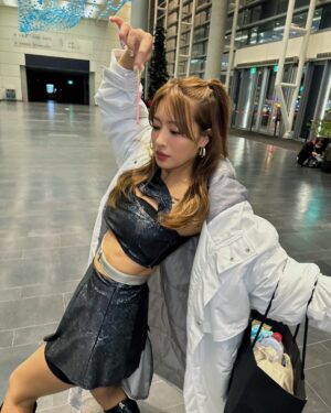Rina Hashimoto Instagram - 🥹
遅くなったけど台湾での5日間のわたし〜
毎日めっちゃ楽しくて
写真いっぱいあった🥹❤️‍🔥

ご飯は美味しいし
コートなくても寒くないし
めっちゃ快適な毎日だったよん

最後はイベントおわりに
sherbetでMV撮影に向かう写真。

道が混みすぎてて車じゃ間に合わない！とのことで
初めて電車に乗ってみたんやけど

顔が疲れすぎてて、ひどい😚🩷

毎日ほんとによくがんばりました。
台湾のみんなまた会いましょう〜！

うぉーあいたいわんー🩷🫶