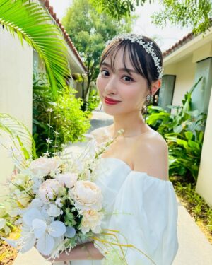 Rio Uchida Instagram - @watabewedding 
沖縄旅行&リゾートウエディングを体験した動画が
ワタベウェディングさんの公式YouTubeで公開されました🤍
美味しいご飯を食べたり
素敵なホテルに泊まったり
プールで泳いだり
ハーブ畑を見学したり
乗馬体験で馬さんと砂浜をお散歩したり
最高に楽しかったーーーー🏝️

とにかくとにかく今回食べたご飯たちが美味しすぎて…大満足の旅でした。興味がある方はぜひこのプランを参考にしてみて欲しいです🩷動画チェックしてねー！