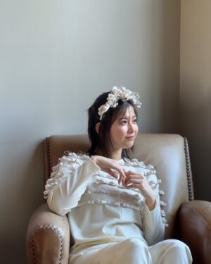 Risa Watanabe Instagram - non-no3月号 本日発売です🎀
この号をもちまして、ノンノモデルを卒業します！

7年9ヶ月もの間 ノンノと一緒に過ごしてきたんだなと思うと、
最後の撮影日は込み上げてくるものがありました
いつも心地良く、あたたかい雰囲気で過ごさせてくれた
ノンノ編集部の皆さま、本当にありがとうございました🫶🏻

そして読者の皆さま！
毎月楽しみにしてくださる皆さまのおかげで、
わたしも楽しく撮影することができたと思います🪽

この号では、
読者の皆さまからのリクエストにお応えしたラスト特集と
卒業インタビューもあるのでぜひご覧ください🌹

これからもnon-noが大好きです
たくさんの愛をありがとうございました☺️

@nonno_magazine ❤︎