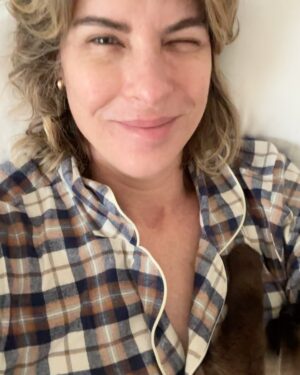 Rita Lobo Instagram - Minha retrospectiva dos melhores domingos de 2024! 😹😻🙀 E, claro, pra você que está em busca da felicidade, a minha sugestão pra 2025: adote um gatinho!