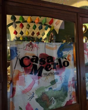 Rita Lobo Instagram - Ah, férias! Hoje foi dia de encontrar a @flocibo em Bolonha (cidade na Itália cheia de comidas incríveis). Então, salva esse carrossel, porque ele tá recheado de dicas preciosas pra quem gosta de viajar e comer bem!!! 🇮🇹