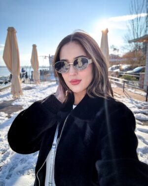 Riya Sharma Instagram - A December to remember ❄️⛄️ 

#armenia #yerevan #winterwonderland #winter #wanderlust #snow #travel