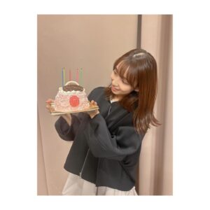 Rumi Okubo Instagram - ⁡
⁡
⁡
今年もたくさんの現場で、
お誕生日をお祝いして頂きました🎂🎉
⁡
どの現場も私のことを思って
色々準備をしてくださったのかと思うと
とても嬉しいです☺️
ありがとうございました✨
⁡
皆さんもインスタへのコメント、
Xにもたくさんのお祝い、
本当にありがとうございました！
⁡
改めて、これからも頑張りますので
引き続きよろしくお願い致します🙇‍♀️
⁡
⁡
⁡
⁡
#大久保瑠美生誕祭2024