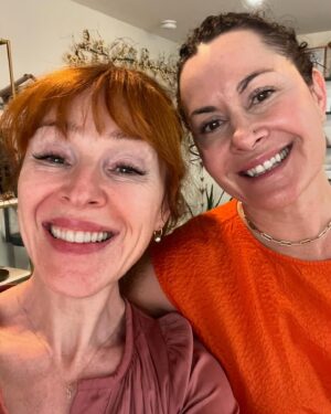 Ruth Connell Instagram - After, Before, During, In and Around @jenetteskin @beinginla 

Glow up by Jenette herself who I’m calling a ‘master apothecary’ of all things natural, fabulous and amazing for your skin. If you can get to her literally magical studio (and laboratory) in Los Feliz I highly recommend it. If you can’t, then treat yourself to her hand made, entirely ethical skincare online. An amazing gift to yourself or someone special. 
More to follow 🩶🩶🩶🩶🩶🩶🩶🩶🩶🩶🩶🩶🩶
#JustAddSugarCacaomask #bedevine #transform #beclean *highly recommended products