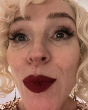 Ruth Connell Instagram - That was fun DC ❤️