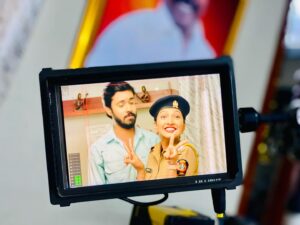 Rutuja Kulkarni Instagram - Satya Surve 🤜🤛 Constable Priya Chavan
Behind the scenes #bts 

📸 : @marutidesai19 🫶✨

#marathiactress #marathiactor #marathimulgi #marathimulga #marathi #maharashtra #marathiculture #marathistars #india #constablemanju #sunmarathi