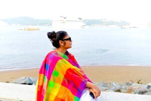 Saayoni Ghosh Instagram - “Jise tufan se ladne Ki ho adat Mohsin, aisi kashti ko samandar bhi dua dete hain.”