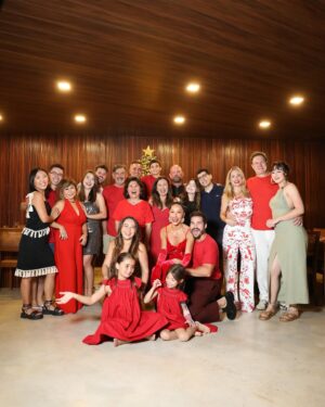 Sabrina Sato Instagram - Um Natal repleto de amor, esperança e paz pra vc e sua família. Que os ensinamentos de Jesus iluminem nossos caminhos e fortaleçam nossa fé. ❤️