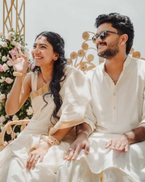 Sai Pallavi Instagram - Lil did I know that my sister’s wedding would also be the next phase of my life! I witnessed every soul present in the ceremony tear up, bless them and dance in joy! I wasn’t ready to let Pooju take this big step because this was new to me and I couldn’t advise her on pros and cons, like I always did with things in life. But in my heart I knew that my dear @v1n33 will pamper and love Pooju the way I do or maybe even more! It’s been three months since the wedding and I’ve never been this right in my life ❤️ I thank God and everyone who showered them with love and positivity ❤️ 

P.S. I’ve never been a fan of 🧿 emoticon, but I’m not taking a risk this time. They’re too precious 🧿🧿🧿🧿🧿
 
@eshantrajuphotography you and Khushboo were magic! Each picture was a painting, unspoken words🥹❤️

The last 10 pictures were by @vivekkrishnanphotography and I had a tough time choosing from the million precious moments you had captured🥹