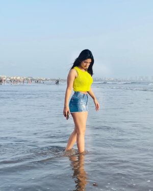 Saloni Sandhu Instagram - 🌊🌅 
. 
.
.
#instagram #instagood #picoftheday