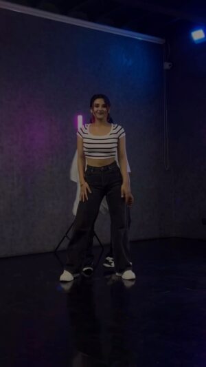 Saloni Sandhu Instagram - 💃
.
.
#reelitfeelit #explorepage✨ #dancereels #dancewithme