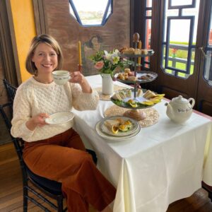 Samantha Brown Instagram - Join us tonight at 9:00 PM EST as we visit a destination that was once THE vacation hotspot for the who’s who of the Gilded Age - Newport, Rhode Island. We’ll be sharing some behind the scenes fun as well as sharing more on my “25th Anniversary” special!

Comment FBNewport and I’ll send you a link to RSVP!

For Thursday's featured drink Kevin found a celebratory local cocktail called "Newport Water"!

Newport Water (from Clarke Cooke House in Newport)
.5 oz St. Germain (elderflower liquor)
.5 oz Grand Marnier
Champagne or sparkling wine
Add St. Germain and Grand Marnier to large wine glass filled with ice and top with sparkling wine. Easy! Cheers!

See you tonight!

#samanthabrown #placestolove #newportrhodeisland #rhodeisland #theclassiccoast