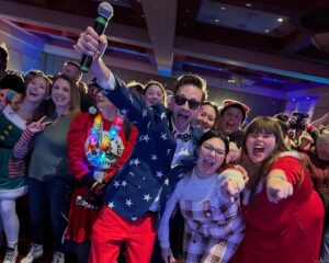 Samantha Smith Instagram - Well THAT’S the way to wind up a year! Thank you to all you incredible peeps who came out to Nashville, and everyone who hung out with us all year long. I’m going home tired & happy, as it should be. April isn’t SO far away… until then, Happy Holidays, lots of love, and as always thank you to @creationent for bringing us all together. ♥️🎄🎆