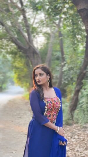 Sambhabana Mohanty Instagram - 🧿💜
👗: @nishabedii
🤳🏻: @aayushree_sangle 

#sambhabanamohanty #kritika