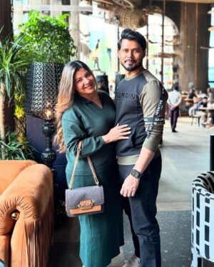 Sambhavna Seth Instagram - MERA Happy Birthday🥳🥰😻🍾🎉