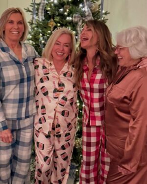 Sandy Yawn Instagram - Life, love, bdays and pjs 😍