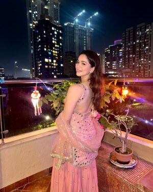 Sara Tendulkar Instagram - ✨💖