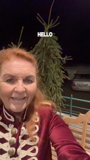 Sarah Ferguson Instagram - Wishing you all a very Happy New Year! ✨❤️