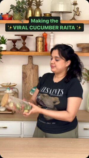 Sarah Hussain Instagram - The Viral Cucumber Raita ✨ 

#Trending #Viral #Cucumber #Recipe