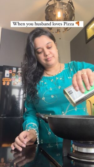 Sarah Hussain Instagram - Made pizza from scratch on Diwali Morning for my husband! Just like my husband and pizza, tedha hai par mera hai🍕 #ZingyZest #Pizza