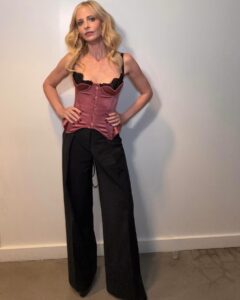 Actress Sarah Michelle Gellar HD Photos and Wallpapers December 2024
