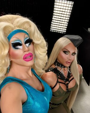 Sasha Colby Instagram - the energy I’m bringing into 2025

Thank you all for making this year so special, couldn’t possibly fit it all in one post but here are some of my favorite moments. love you so much🧡