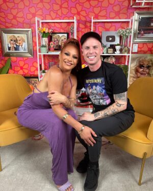 Sasha Colby Instagram - the energy I’m bringing into 2025

Thank you all for making this year so special, couldn’t possibly fit it all in one post but here are some of my favorite moments. love you so much🧡