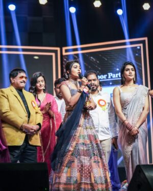 Satya sri Instagram - "Started this journey at 16 years, and now, 10 years later, I stand here with this award in hand. 🌟 Hard work truly pays off! Grateful to @vishnu_boppana and @virtusa_life_spaces for the recognition and support. Thank you so much to everyone who has supported me throughout my journey.

A special thanks to Guruvu garu  @chammakchandra_official garu for their guidance and encouragement. My heartfelt gratitude to @mallemalatv the entire Jabardasth family, and @etvtelugu2708 for giving me the platform and opportunity to grow and showcase my talent.

I am especially grateful for the unwavering support that my parents have given me throughout my journey. ❤️ Here’s to chasing dreams and achieving more! 🙌✨

PC: @v_capturesphotography
Hairstyle: @purna_stylist_143

#10YearsOfPassion #HardWorkPaysOff #Gratitude"
#satyasri #actresssatyasri #me_satyasri